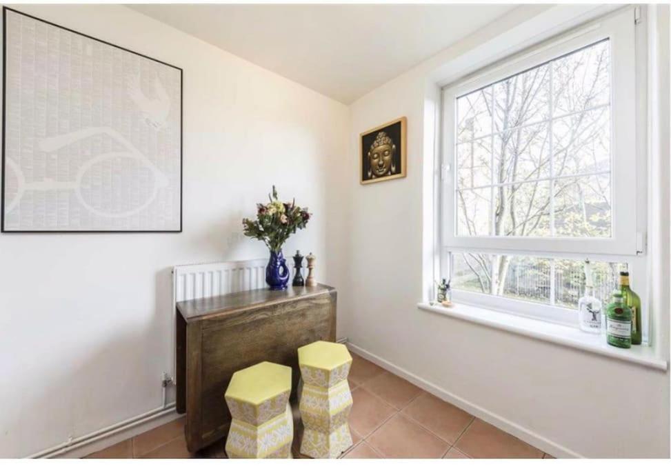 Spacious 2 Bedroom Flat In Central Londen Buitenkant foto